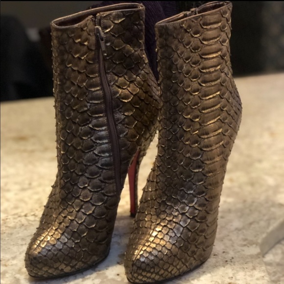 Christian Louboutin python bronze color. - Picture 2 of 4